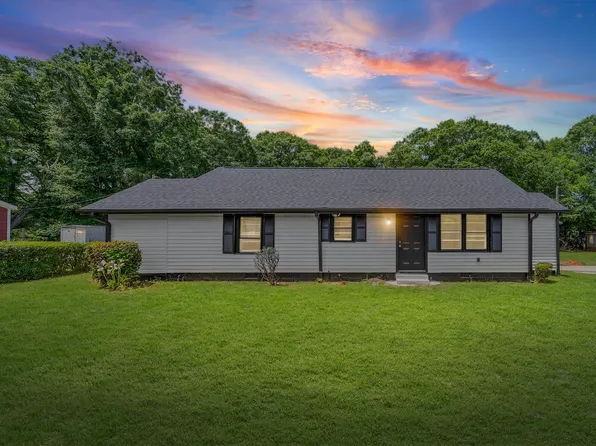 141 Edge St, Wellford, SC 29385