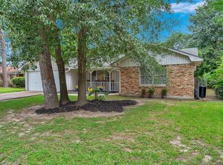 10006 Raritan Dr, Houston, TX 77080