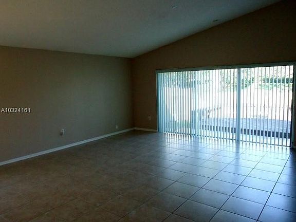 4th image of 16249 NW 24th St