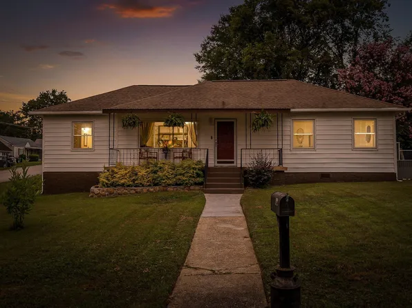 725 Astor Ln, Chattanooga, TN 37412