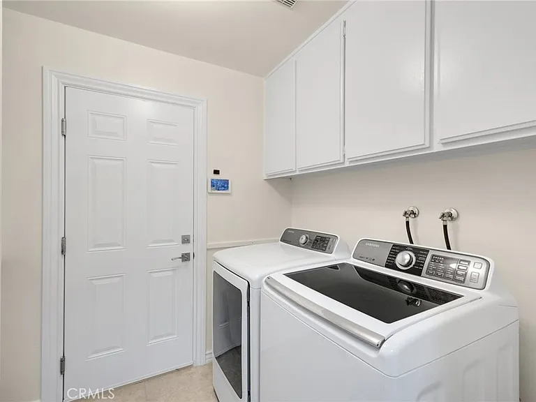 6042 Foxfield Ln — Photo 32
