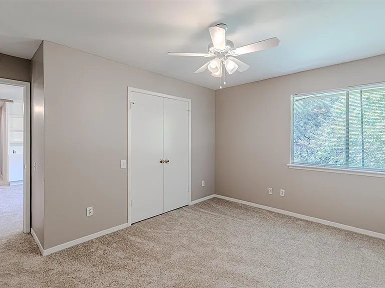 18506 Creekfield Ct — Photo 39