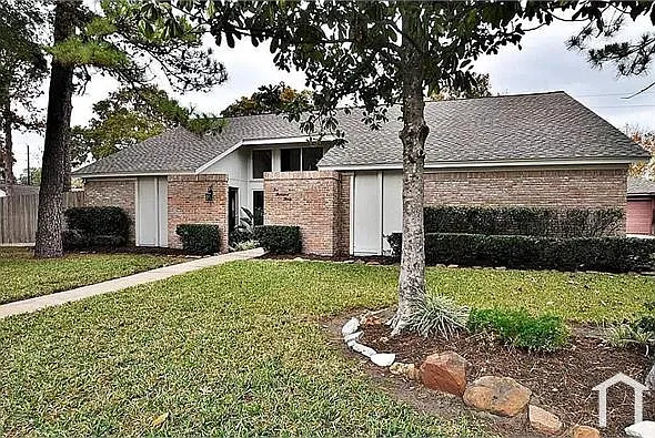 10030 Windriver Dr — Photo 32