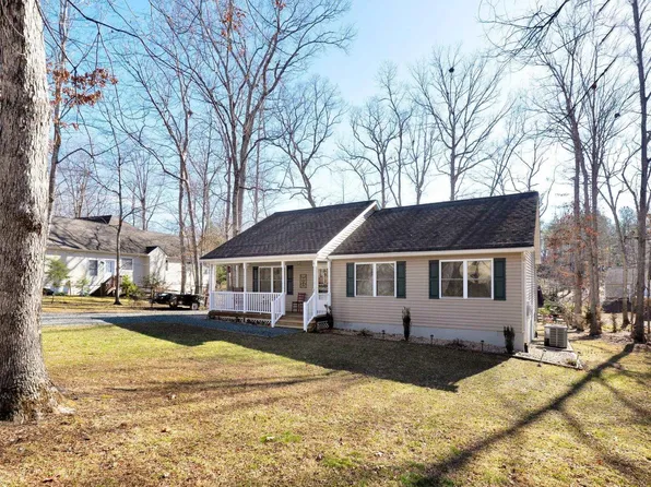 6 Wildwood Dr, Palmyra, VA 22963