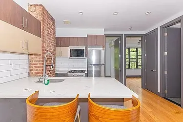 298 Schaefer Street, #3R