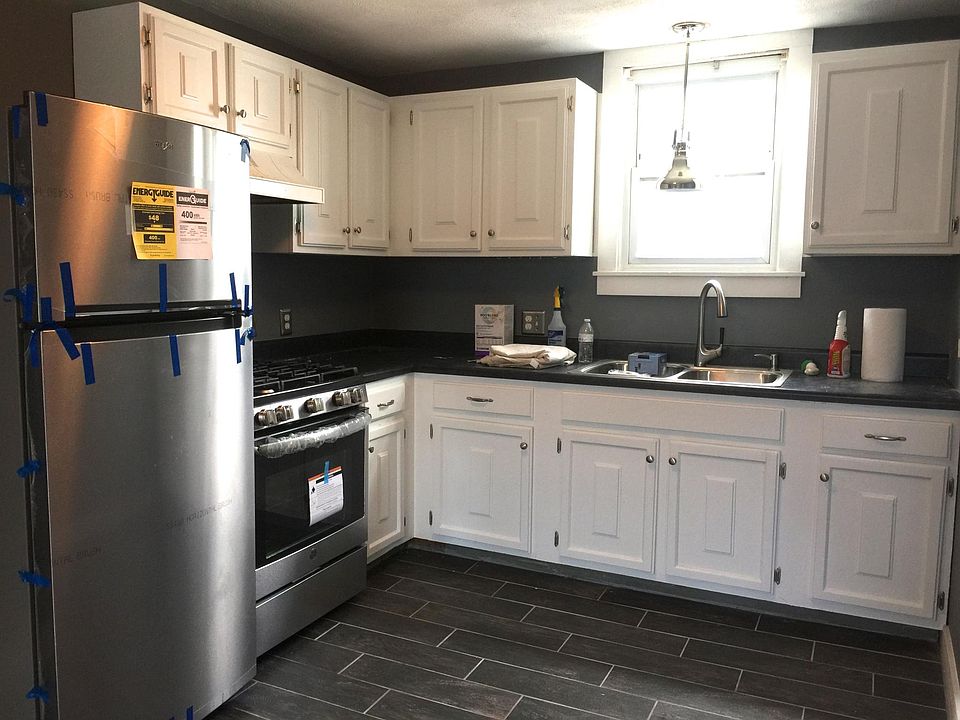 1st image of 150 Wickenden St #3