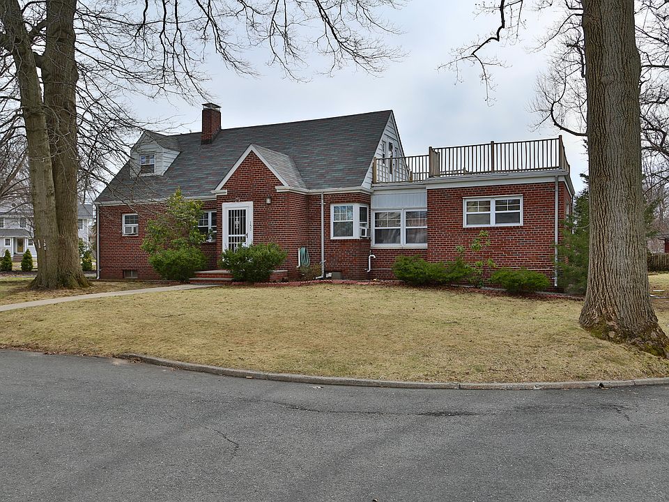1st image of 150 Voorhis Ave