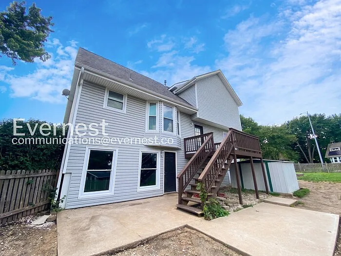 1104 E Pineview St — Photo 21
