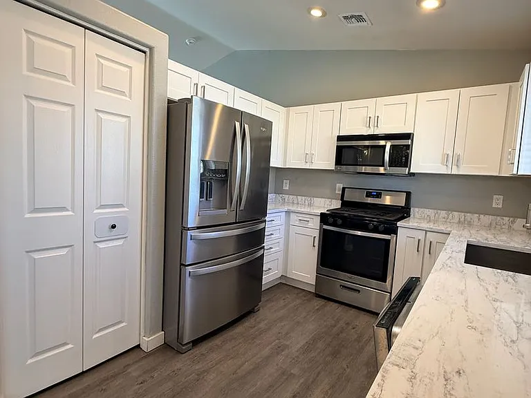 8406 E Sommer Dr — Photo 7