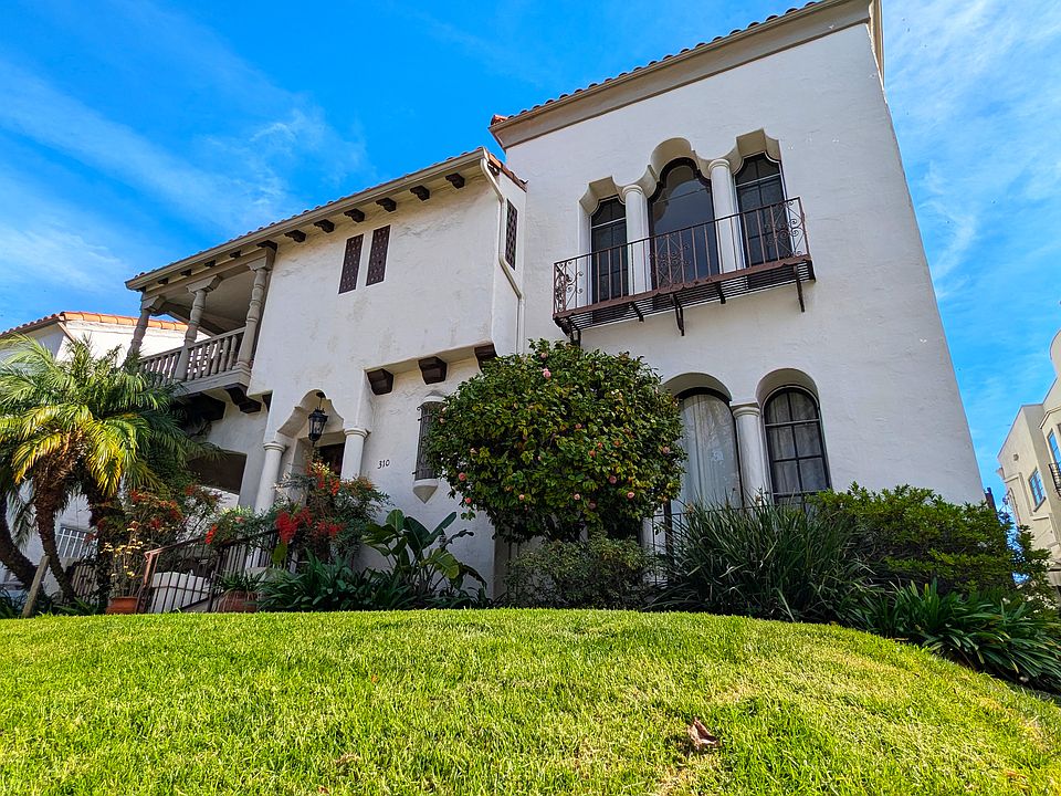 Front of the House: Spanish Revival Architecture - Looking East