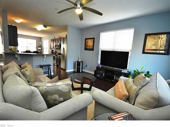 2nd image of 1 Summit Ln