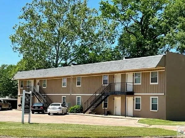 1301 Pine St, Texarkana, TX 75501