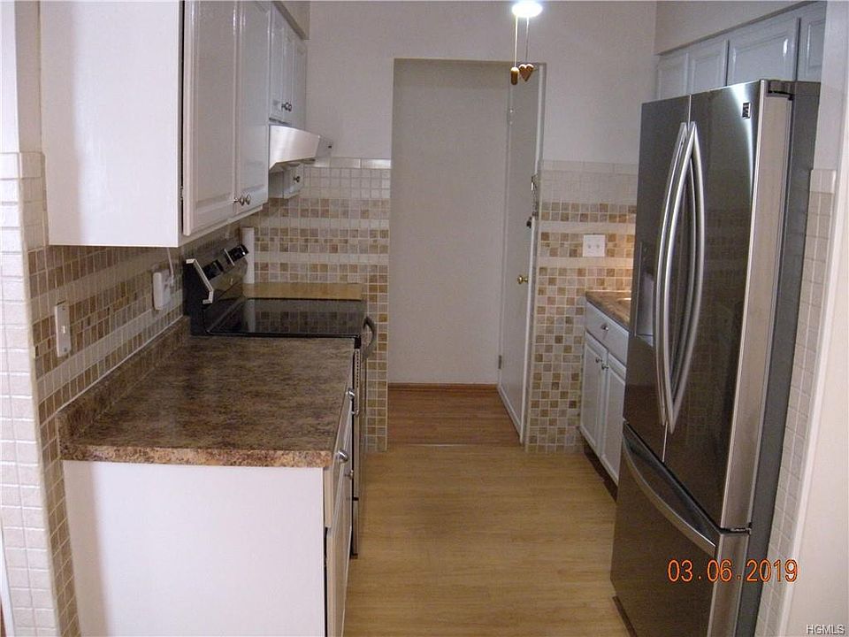 1st image of 22 Manuche Dr #2