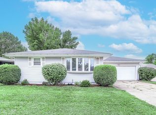 6286 California St, Hobart, IN 46342
