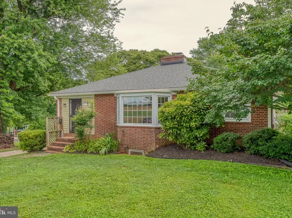 11909 Manor Rd, Glen Arm, MD 21057