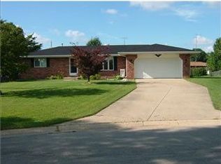 26301 Wayne Cir, South Bend, IN