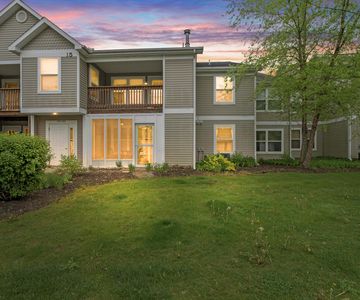 1379 Millbrook Trl, Ann Arbor, MI, 48108