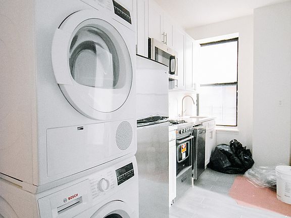 2nd image of 186 Claremont Ave APT 1E