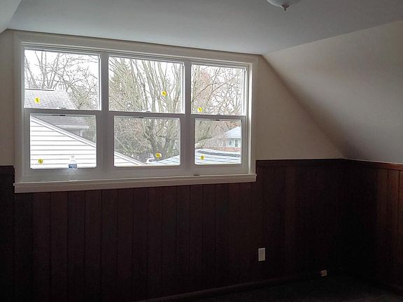 5th image of 4911 Dickens Dr