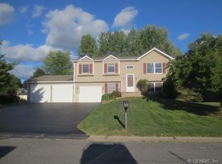122 Trout Run, Newark, NY 14513