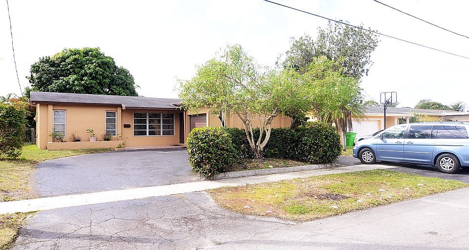 1st image of 8360 NW 21st Ct