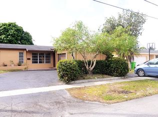 8360 NW 21st Ct, Sunrise, FL 33322