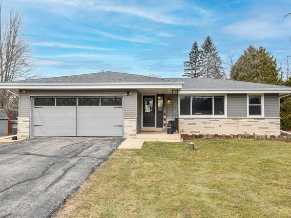 26808 Oakridge DRIVE, Wind Lake, WI 53185