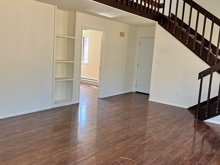 1223 Florida Rd — Photo 8