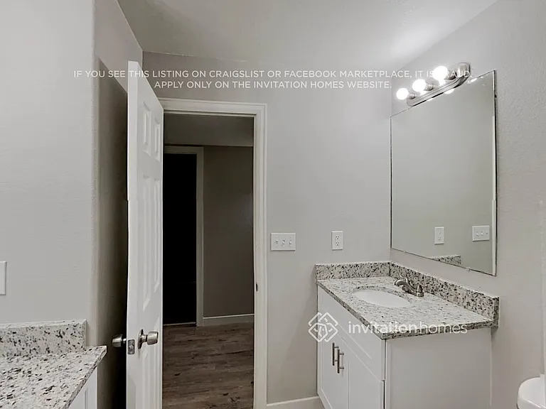 223 N 49th Avenue Ct — Photo 16