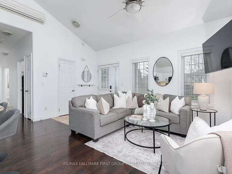 325 Densmore Rd #1501 — Photo 11