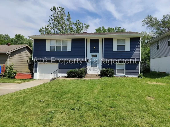 7941 NE San Rafael Dr, Kansas City, MO 64119
