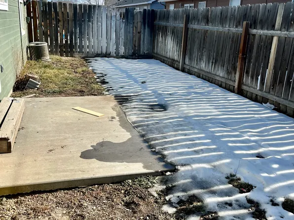 1025 SE Freedom Cir #1, Mountain Home, ID 83647