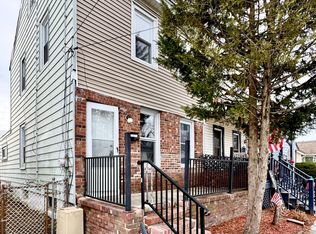 17 Walnut St, Woodbury, NJ 08096