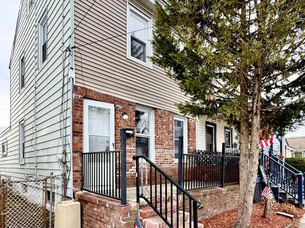 17 Walnut St, Woodbury, NJ 08096