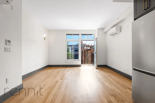 Rented by Rennit Inc. | media 6