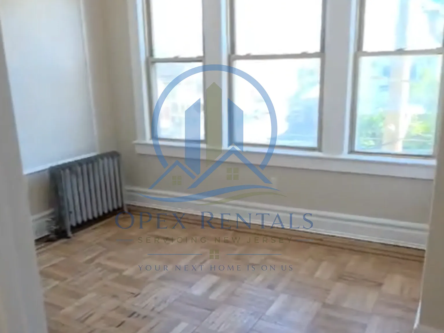 3 bed, $2,000 — Photo 4