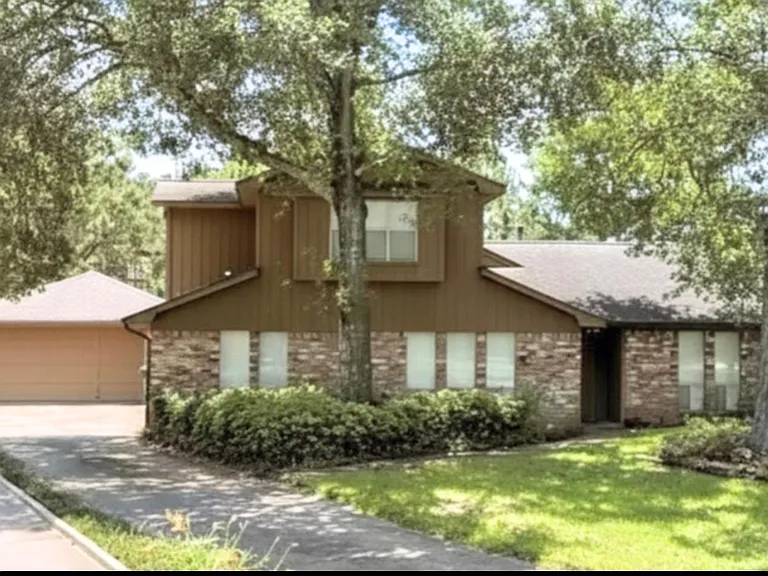 4 Kingsley Ct — Photo 1