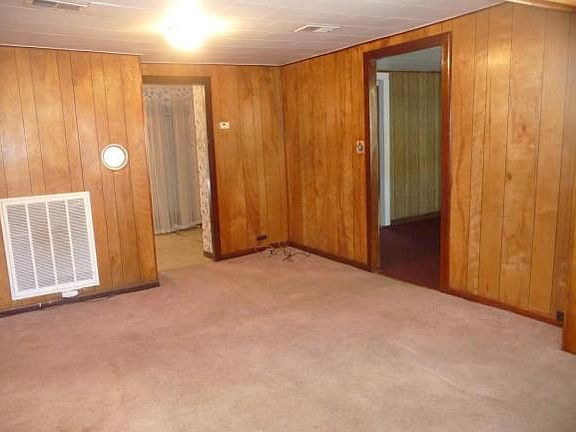 3rd image of 362 Highland St