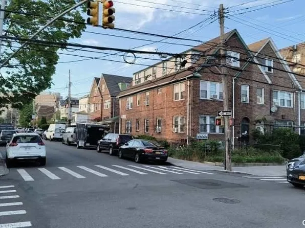 79-01 45th Avenue image 1 of 5