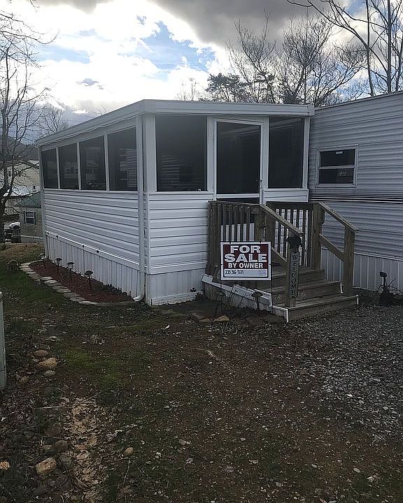 1st image of 448 Mountain Thrush Dr