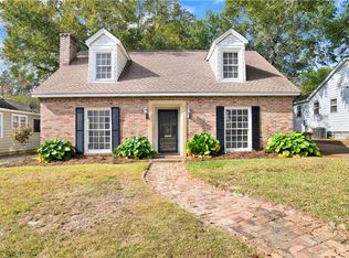 8 Elizabeth Pl, Mobile, AL 36606