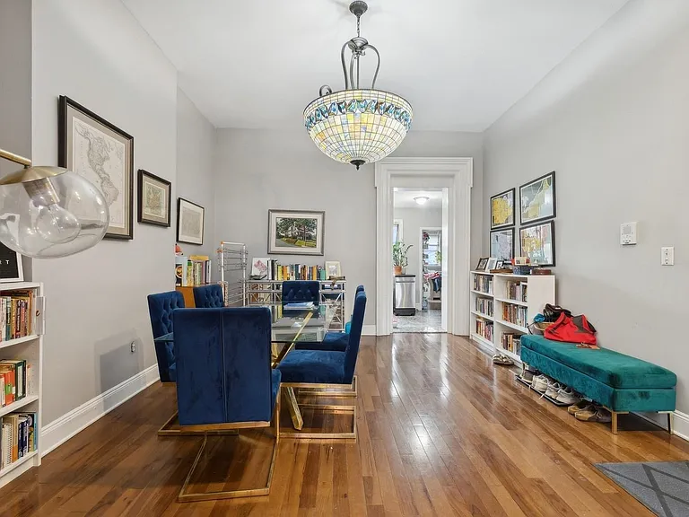 243 Montgomery St #2 — Photo 4