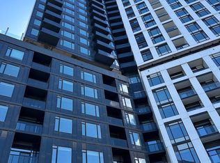 2495 Eglinton Ave W #401, Mississauga, ON L5M 7C1