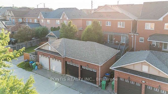 1st image of 3452 Eglinton Ave W