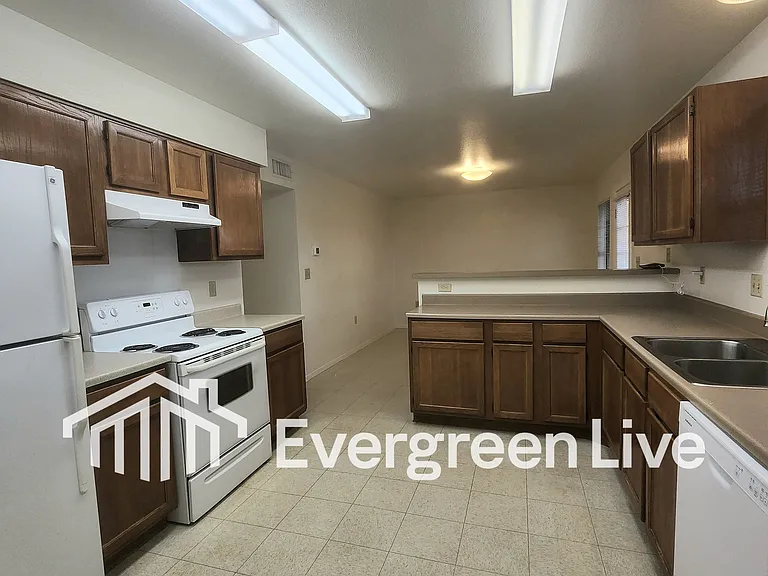 128 Fireball Dr — Photo 11