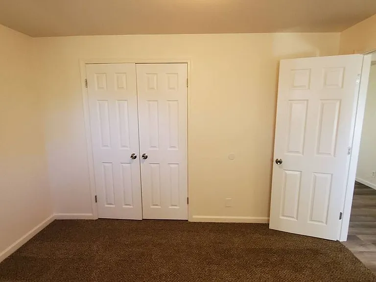 7865 Valley Rd NE #16 — Photo 6