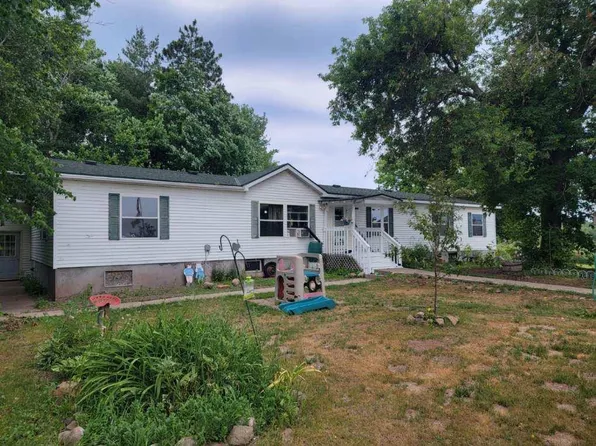 39010 Degerstrom Rd, Askov, MN 55704