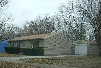 1404 Queens Way photo 1