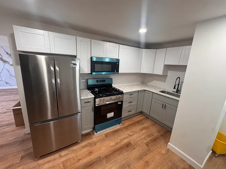 23-25 Bowdoin St #3 — Photo 1