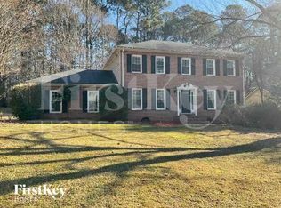 1484 Sugarmaple Ct, Lilburn, GA 30047